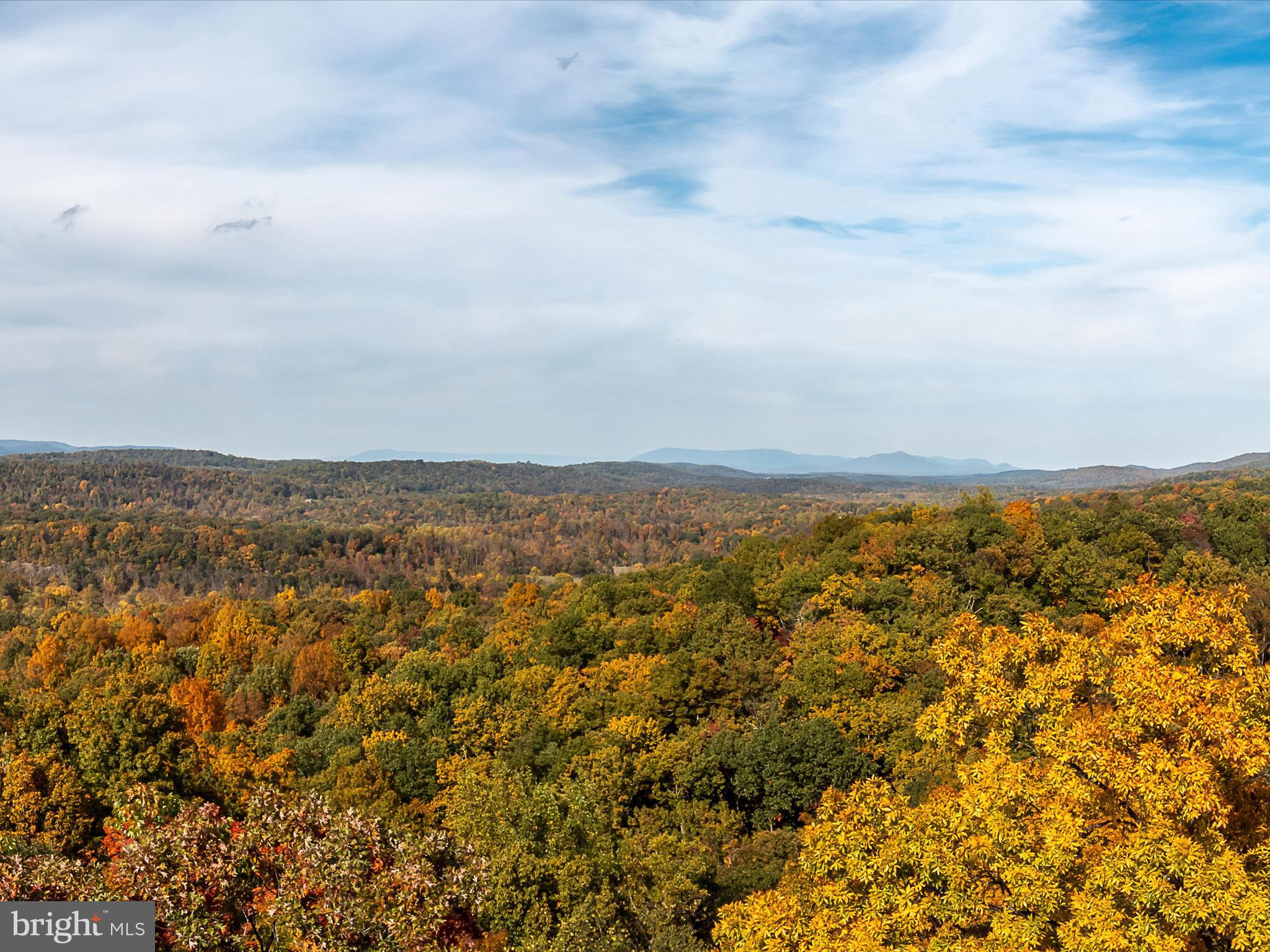TUSCARORA PIKE - Land