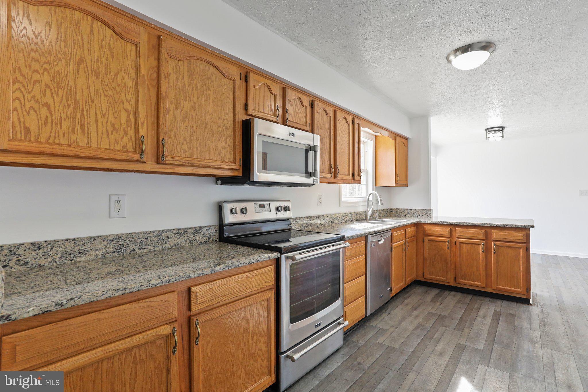 MEADOWS OF ARDEN - Residential Lease