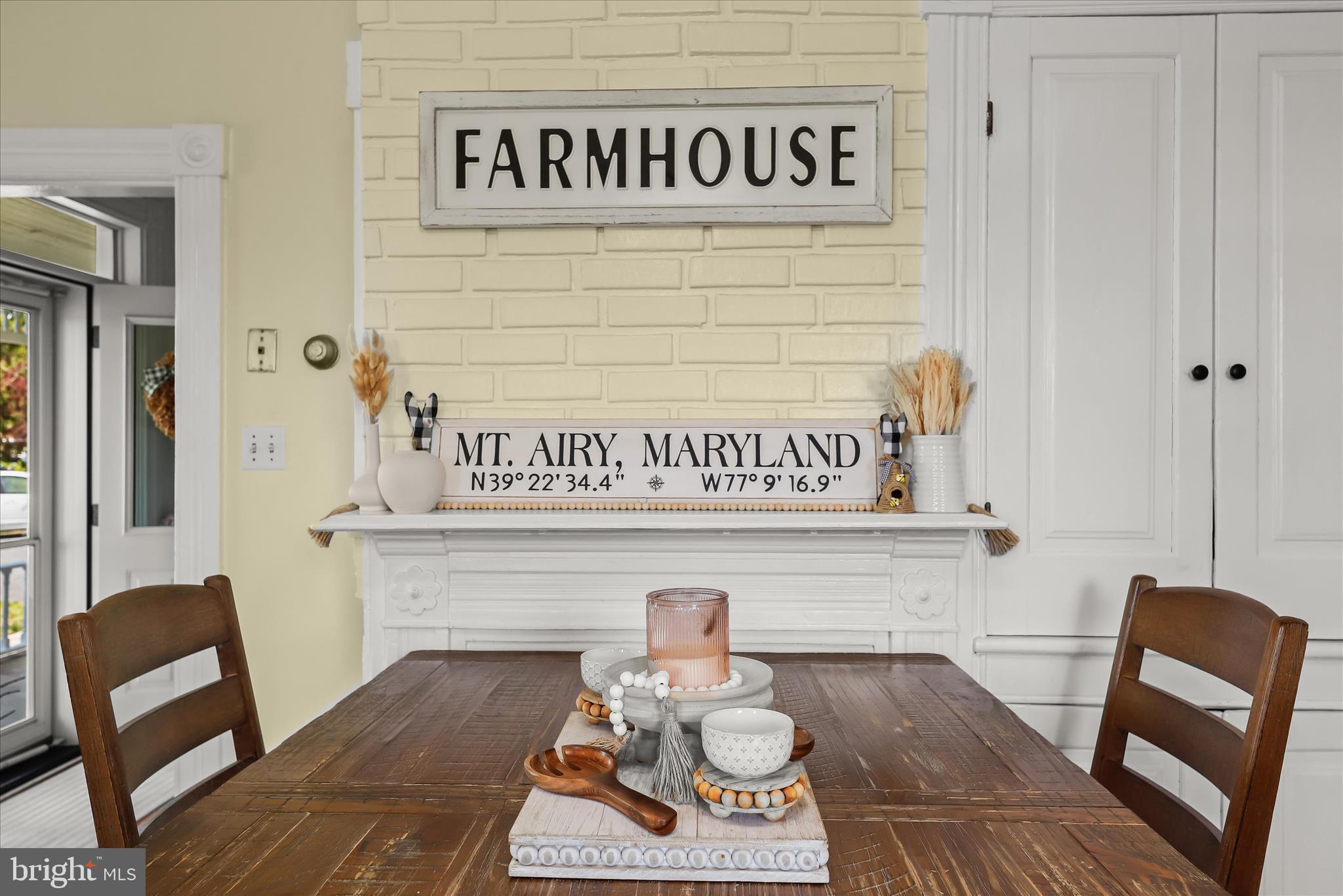 RATTLE RIDGE - Residential