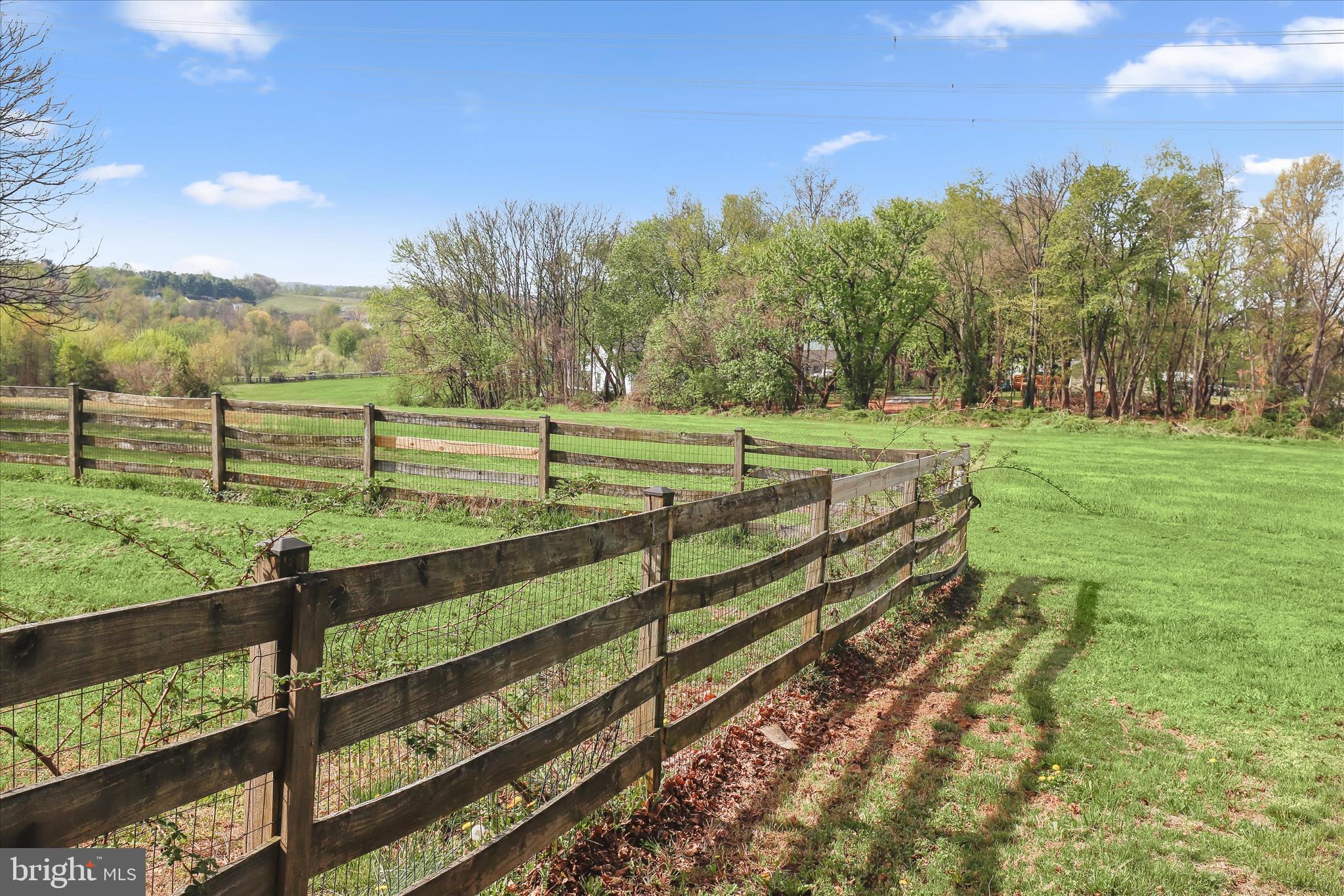 RATTLE RIDGE - Residential