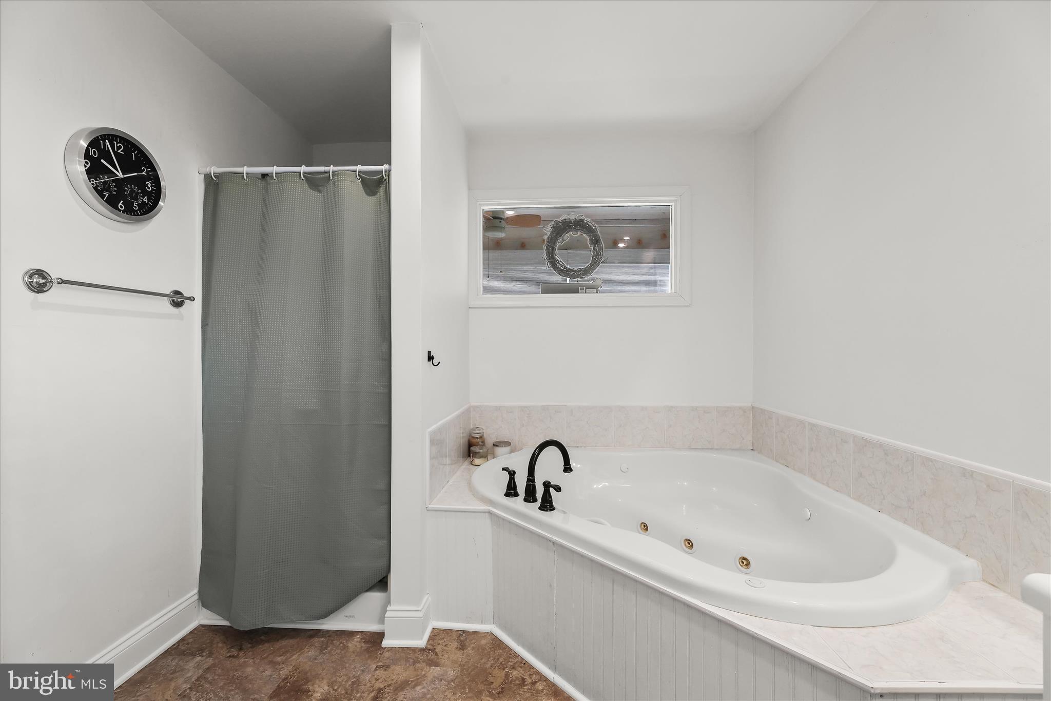 RATTLE RIDGE - Residential