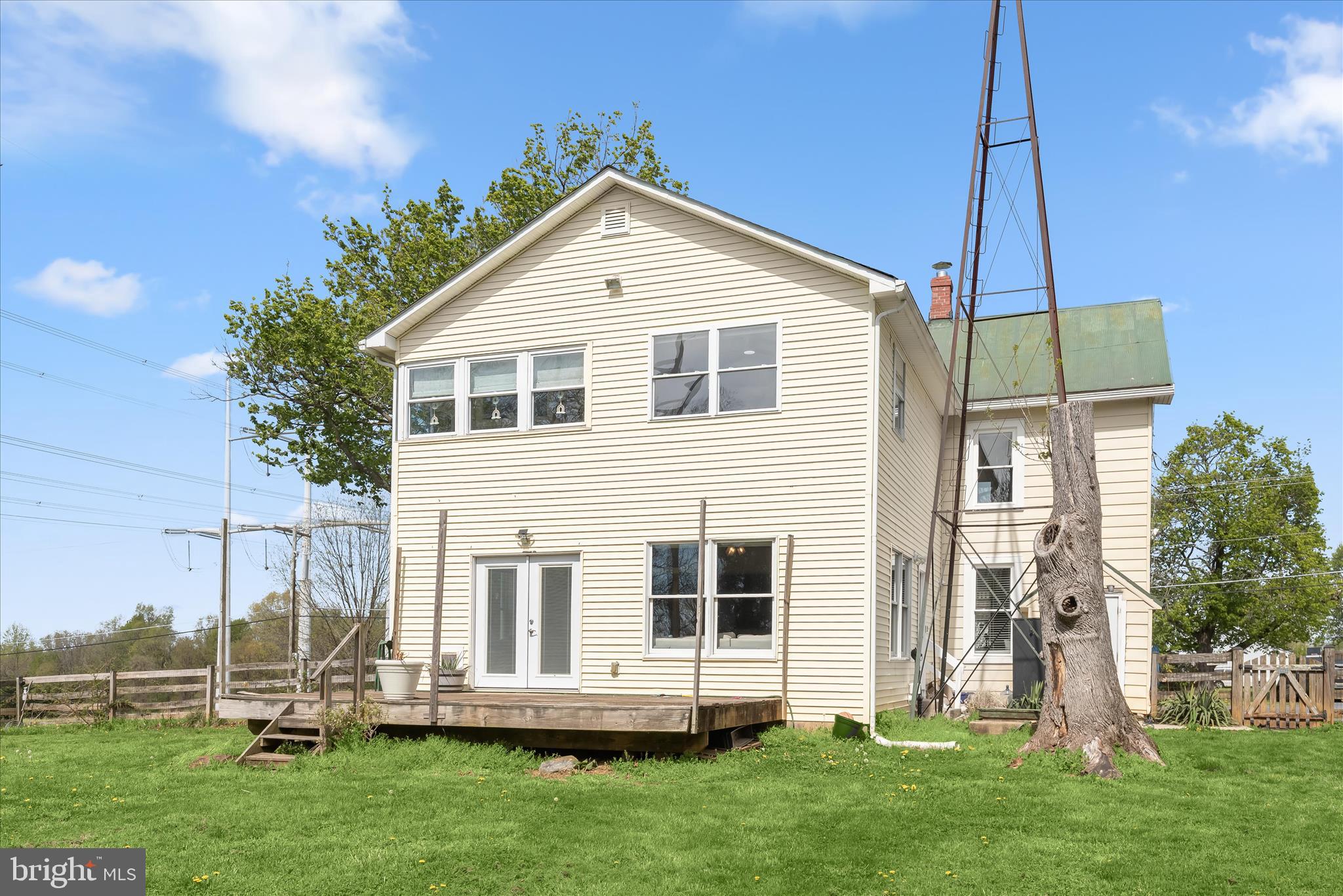 RATTLE RIDGE - Residential