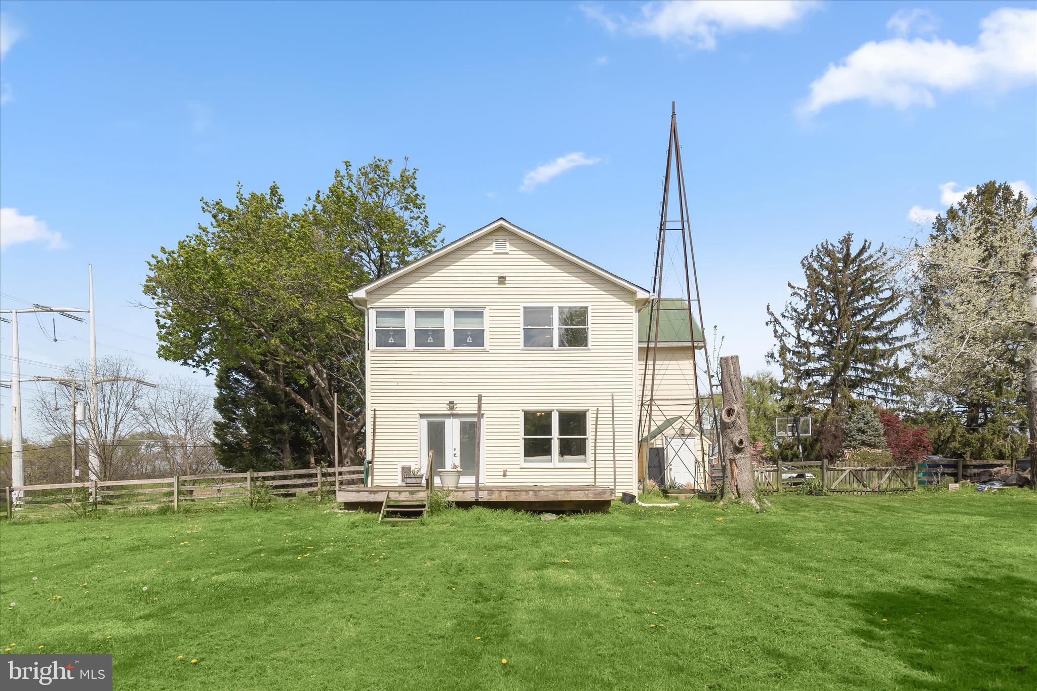 RATTLE RIDGE - Residential