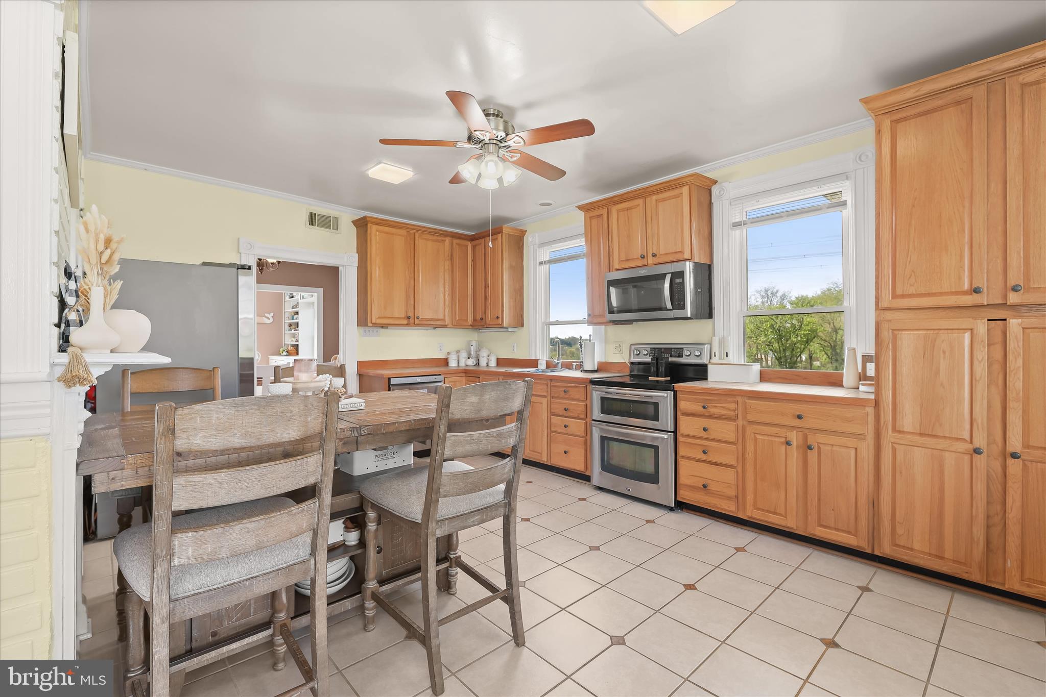 RATTLE RIDGE - Residential