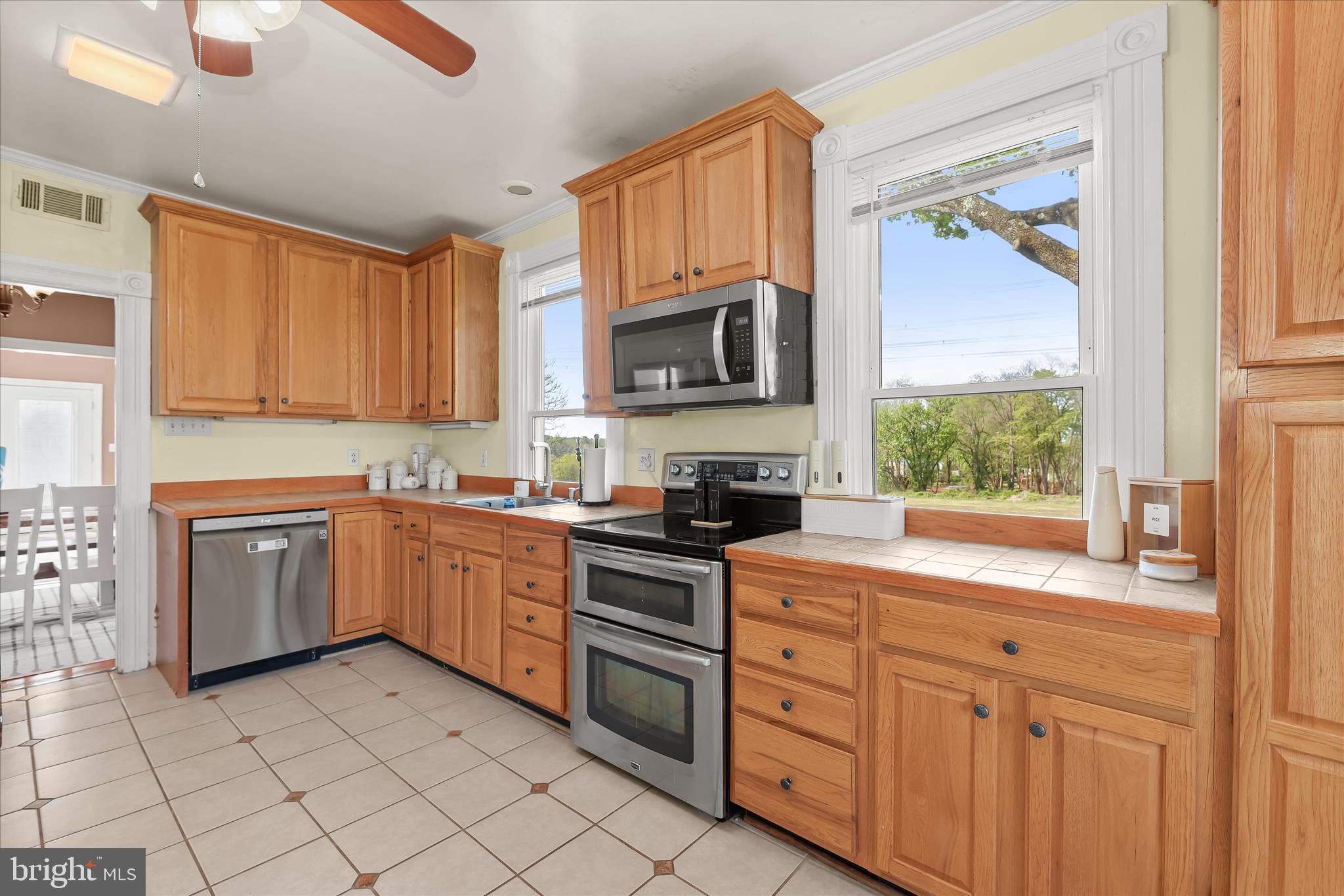 RATTLE RIDGE - Residential