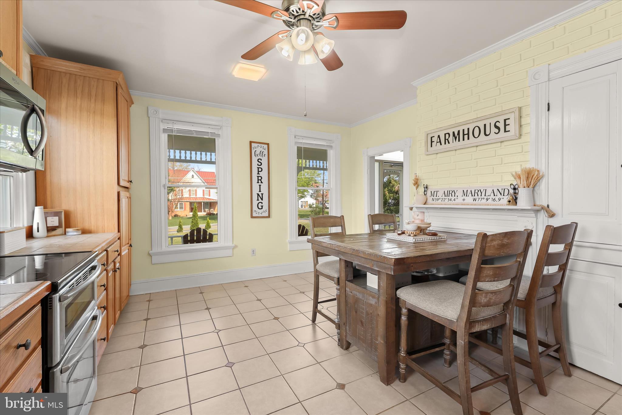 RATTLE RIDGE - Residential