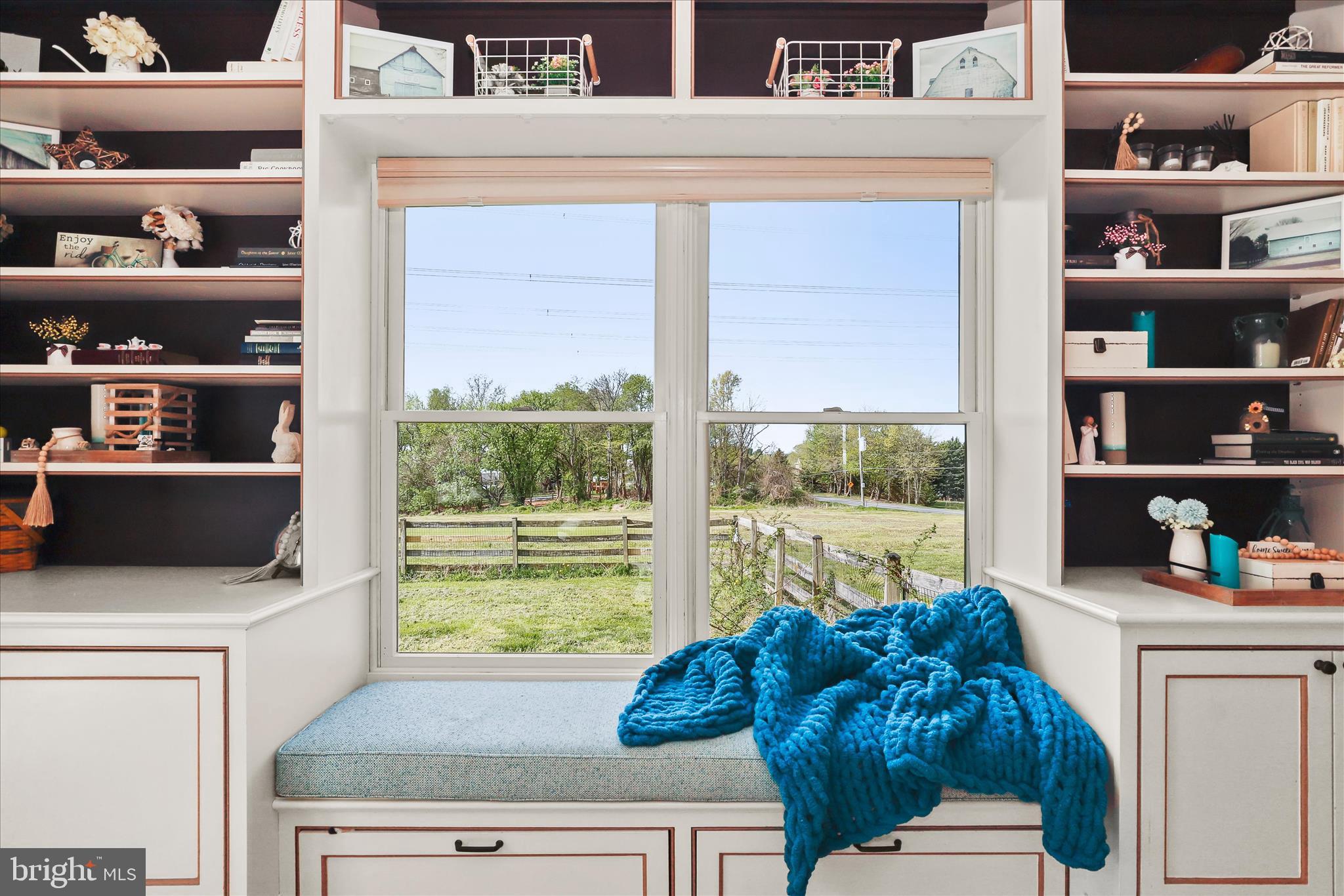 RATTLE RIDGE - Residential