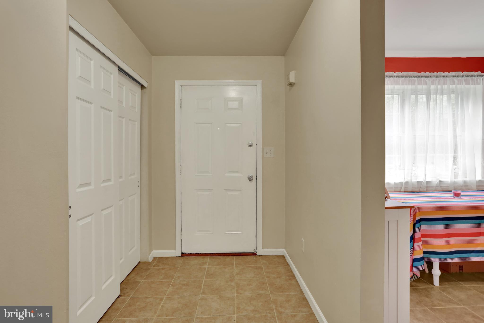 305 WHITE BIRCH LANE