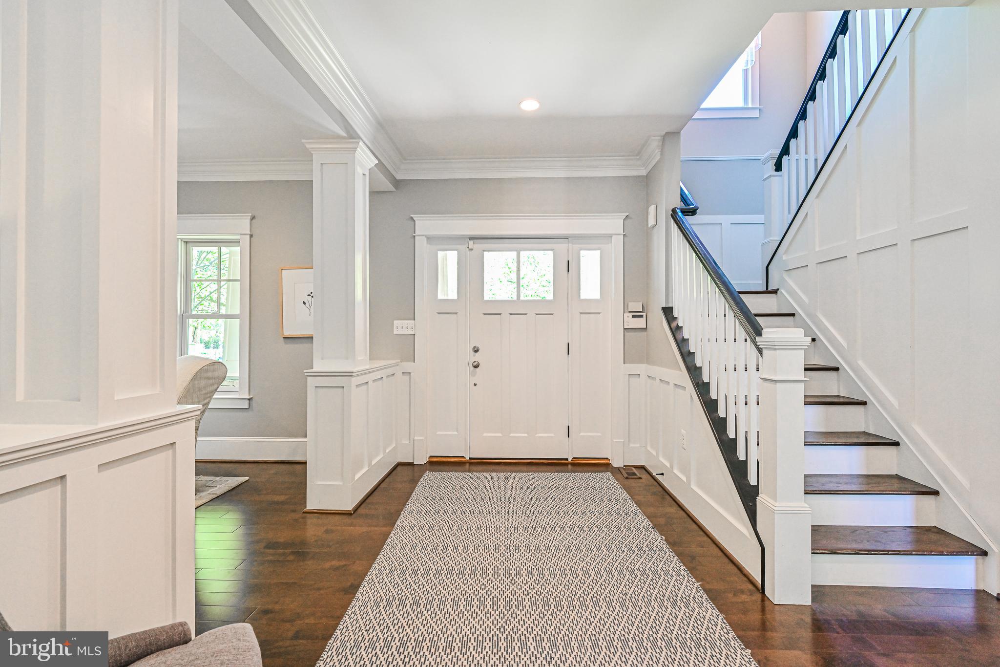 GOLF CLUB MANOR - Residential