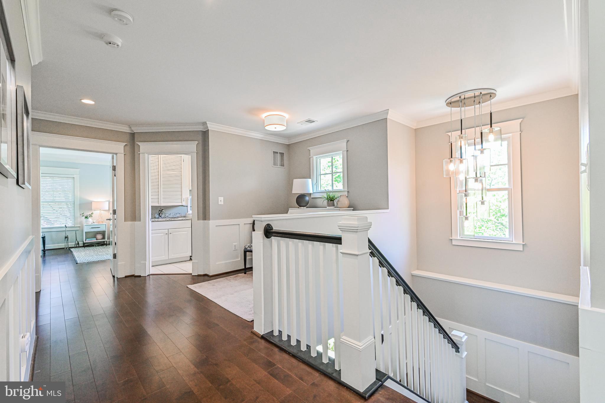 GOLF CLUB MANOR - Residential