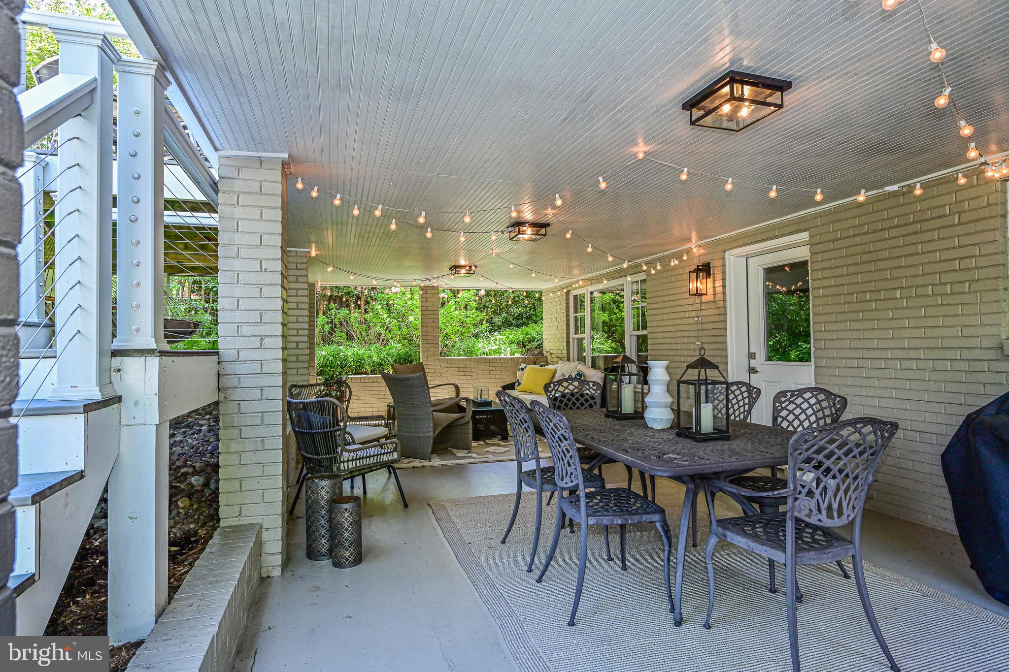 GOLF CLUB MANOR - Residential