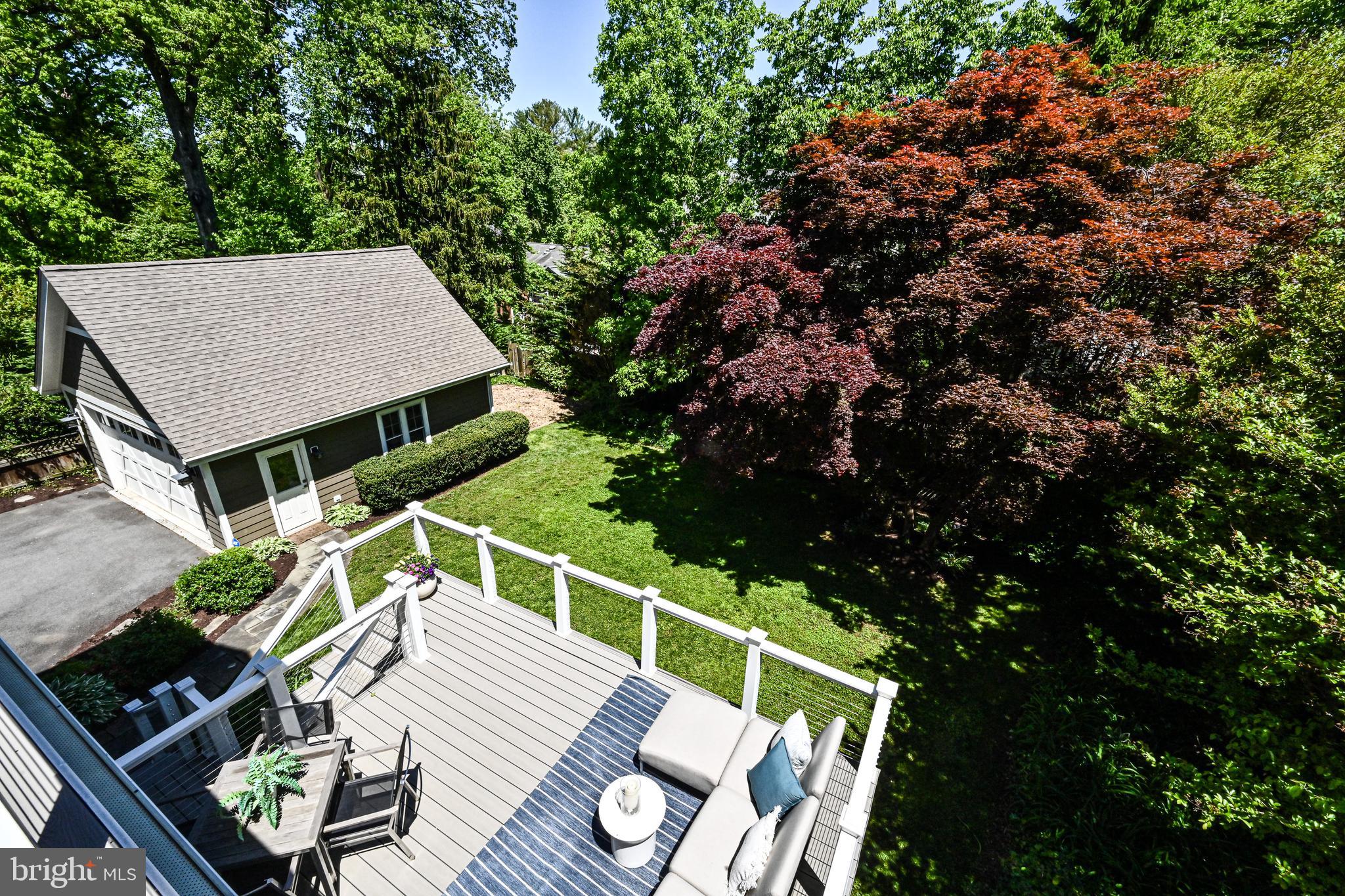 GOLF CLUB MANOR - Residential