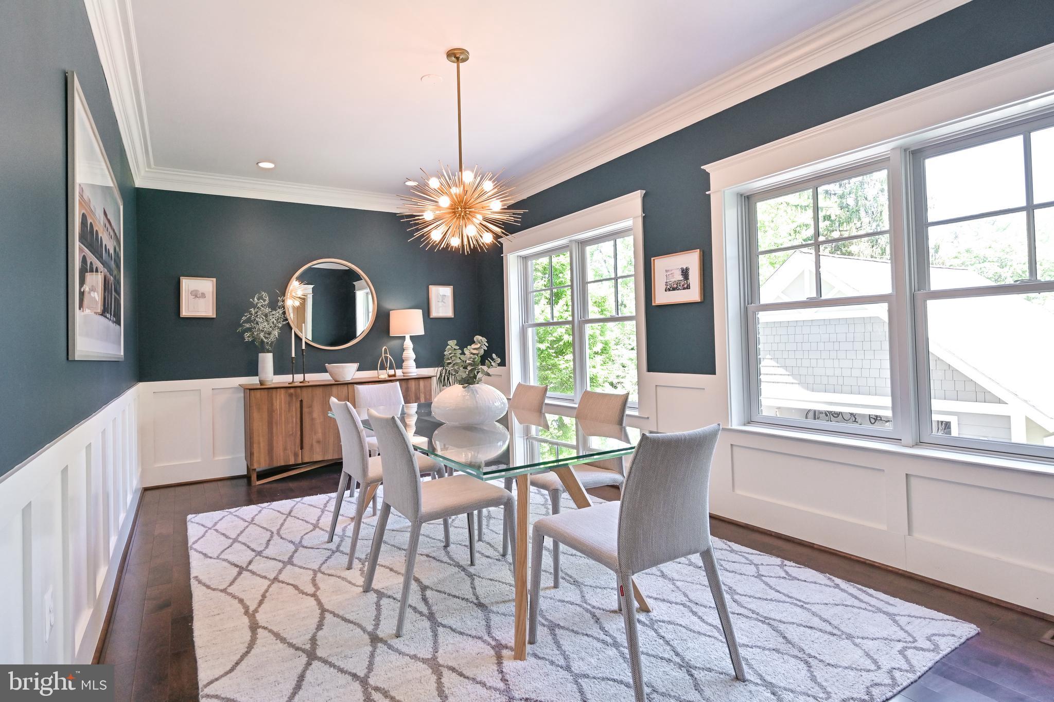 GOLF CLUB MANOR - Residential