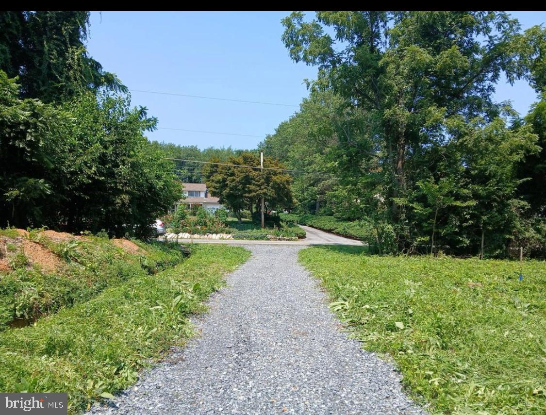 2264 WALNUT BOTTOM ROAD