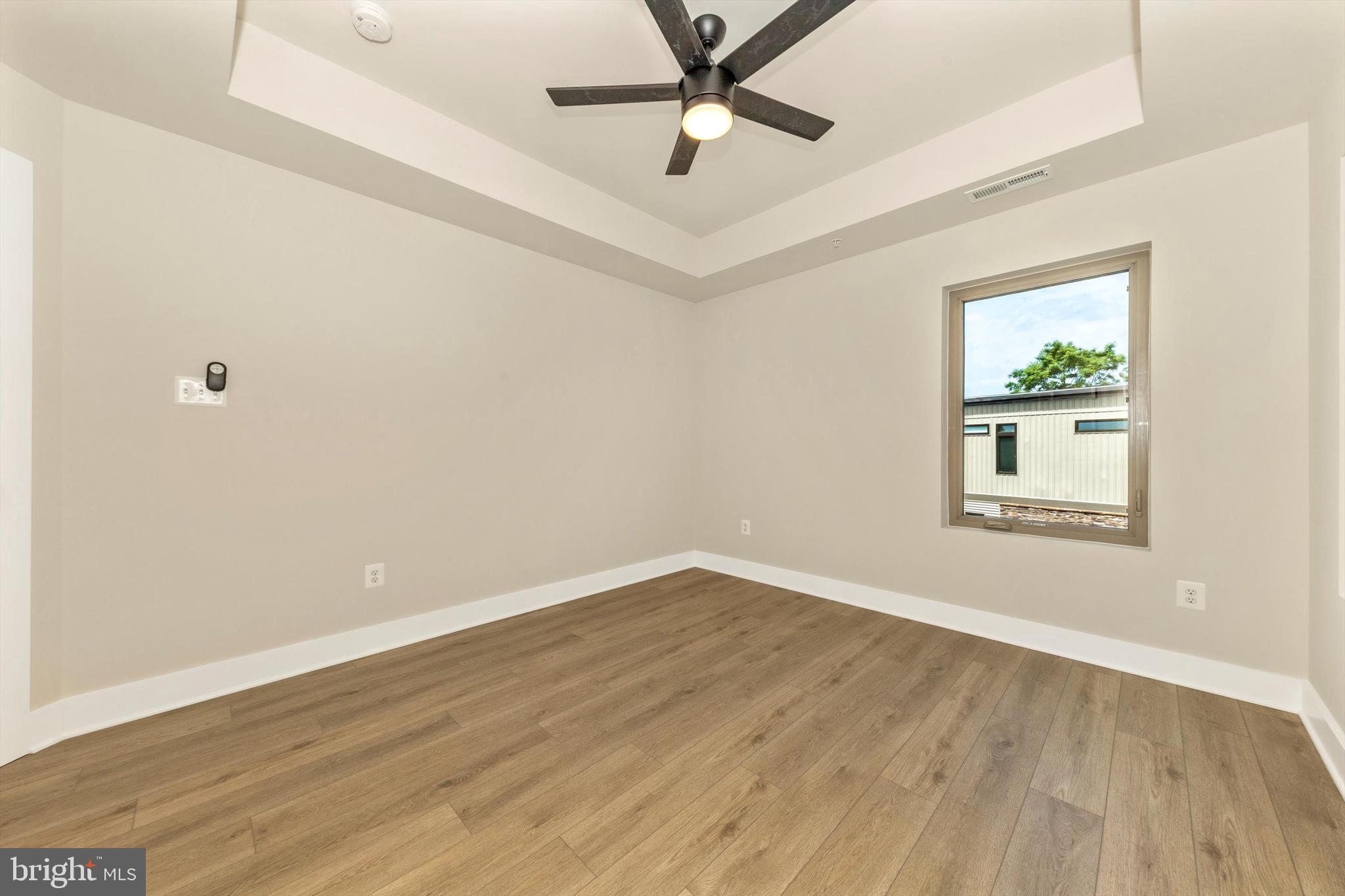 ASPEN LAKE LINGANORE - Residential