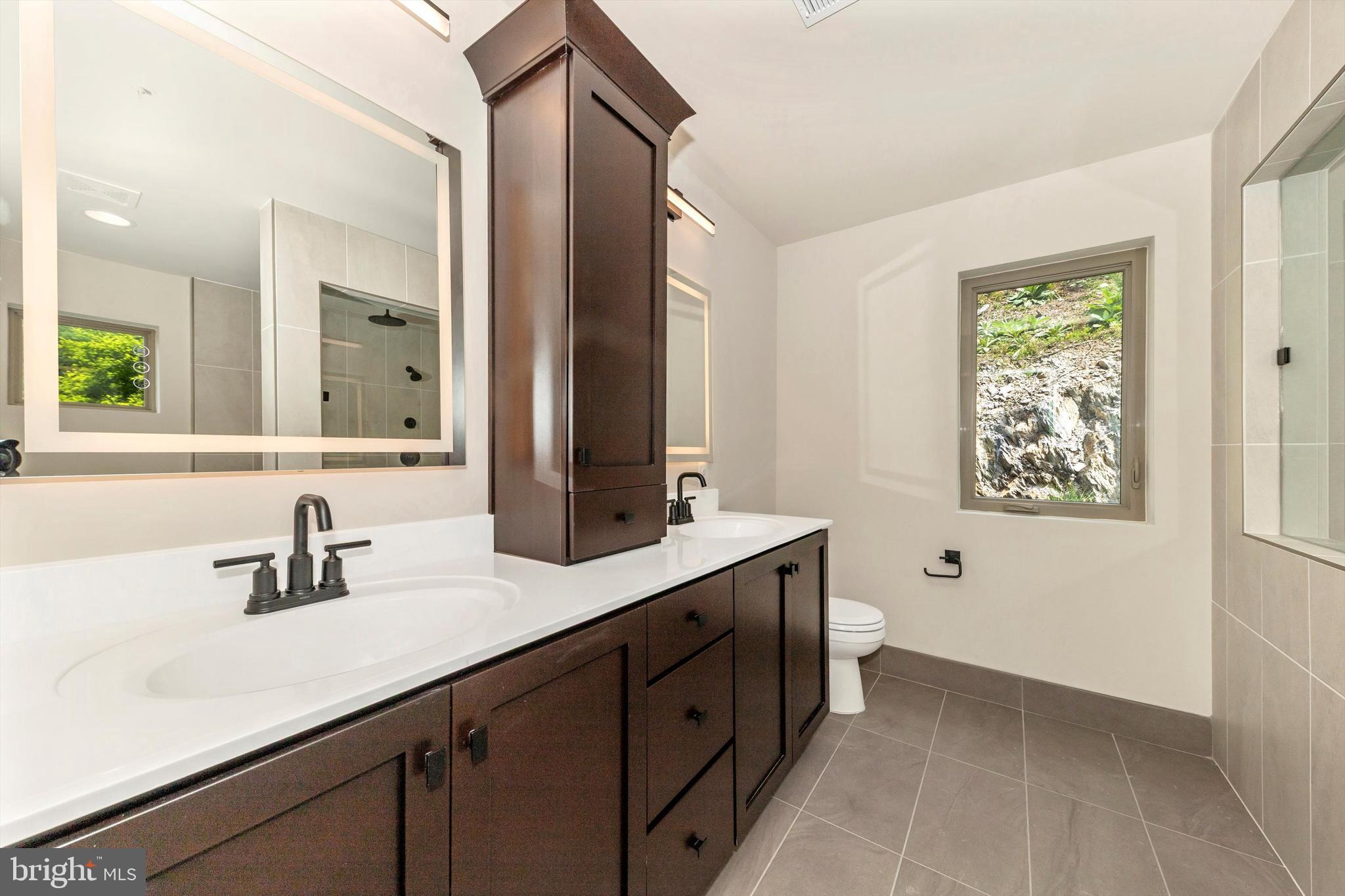 ASPEN LAKE LINGANORE - Residential