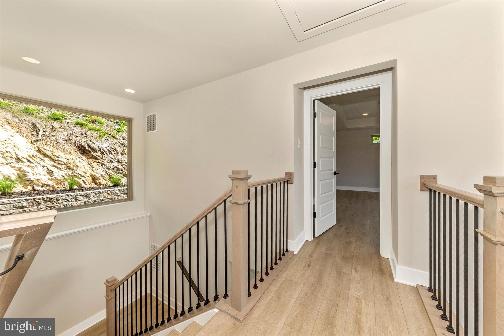 ASPEN LAKE LINGANORE - Residential