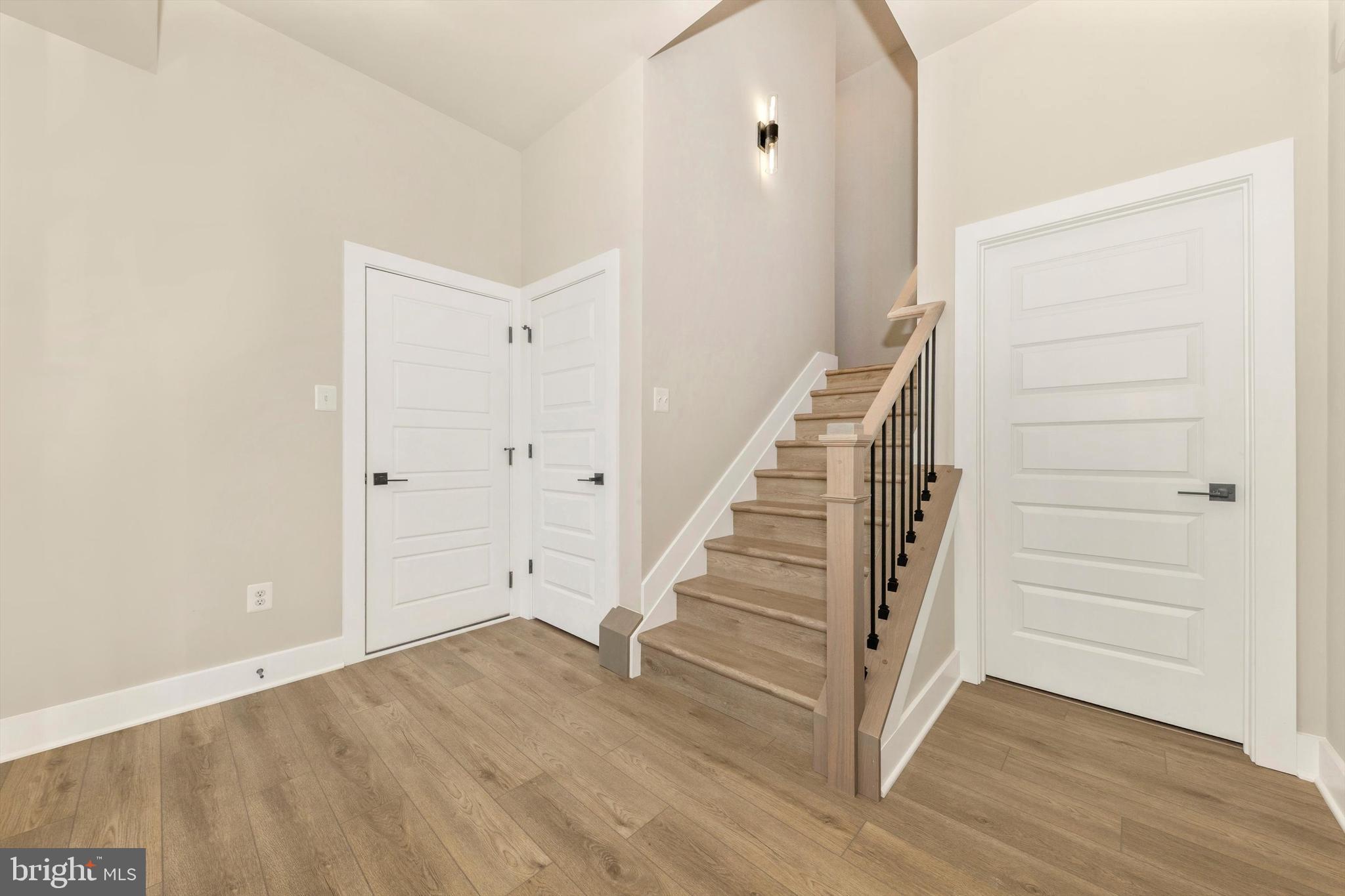 ASPEN LAKE LINGANORE - Residential