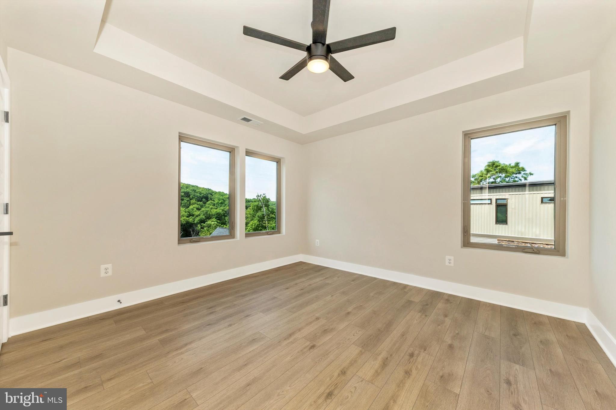 ASPEN LAKE LINGANORE - Residential