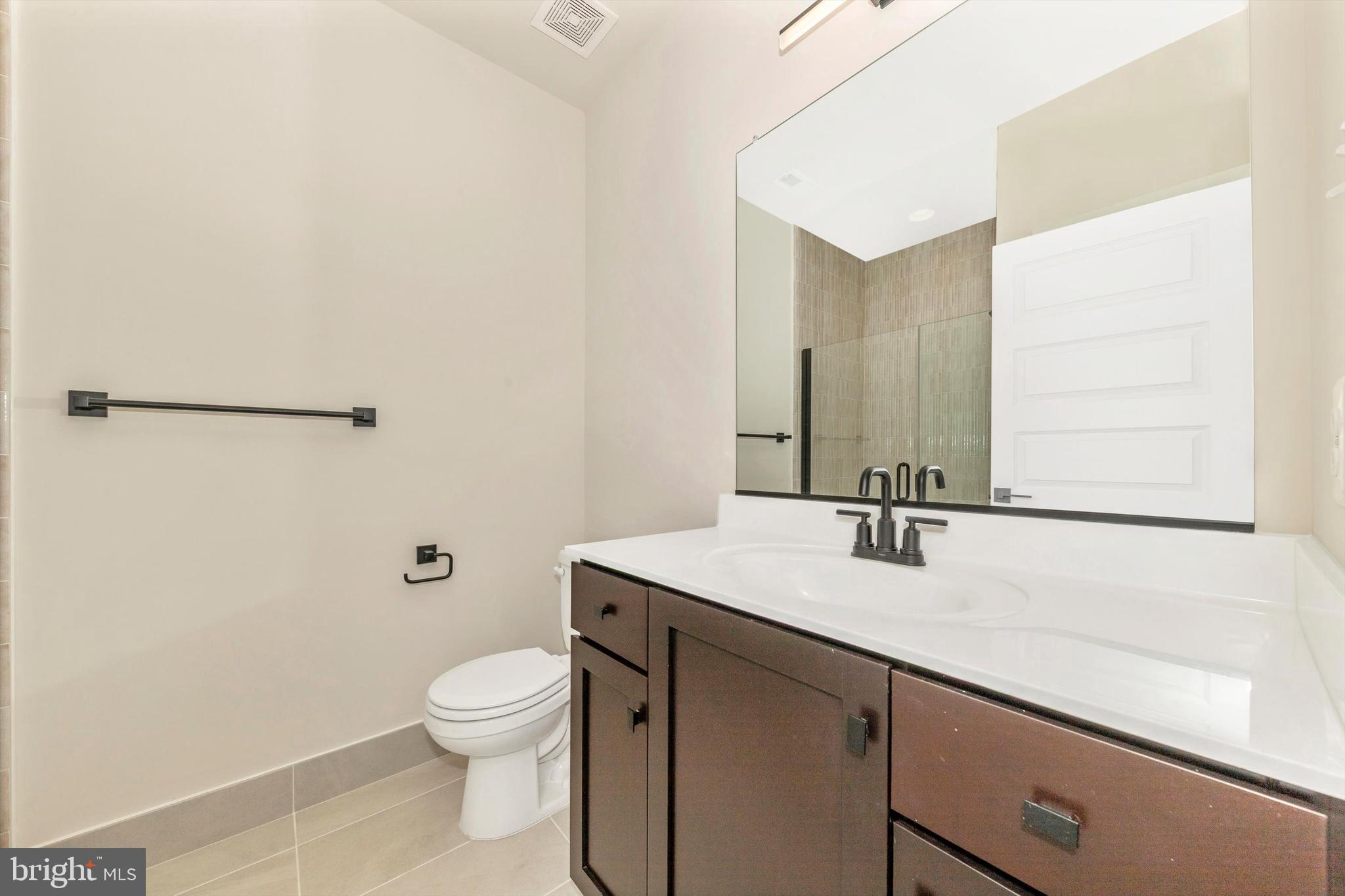 ASPEN LAKE LINGANORE - Residential