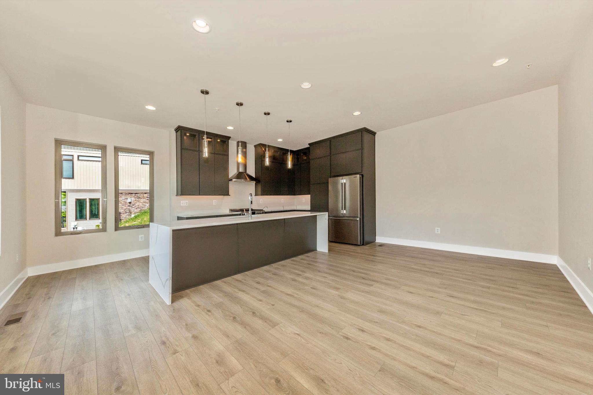 ASPEN LAKE LINGANORE - Residential