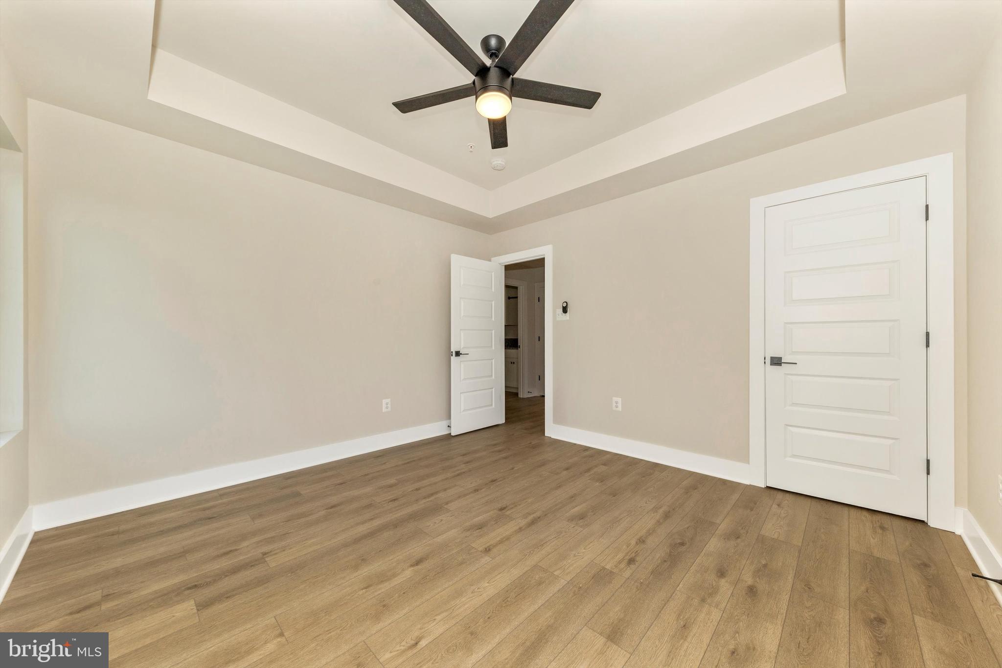 ASPEN LAKE LINGANORE - Residential