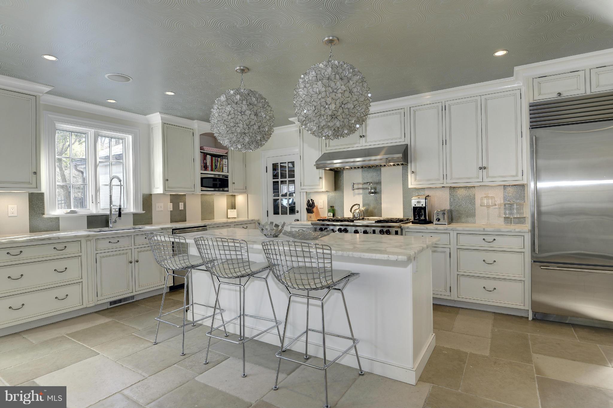WESLEY HEIGHTS - Residential