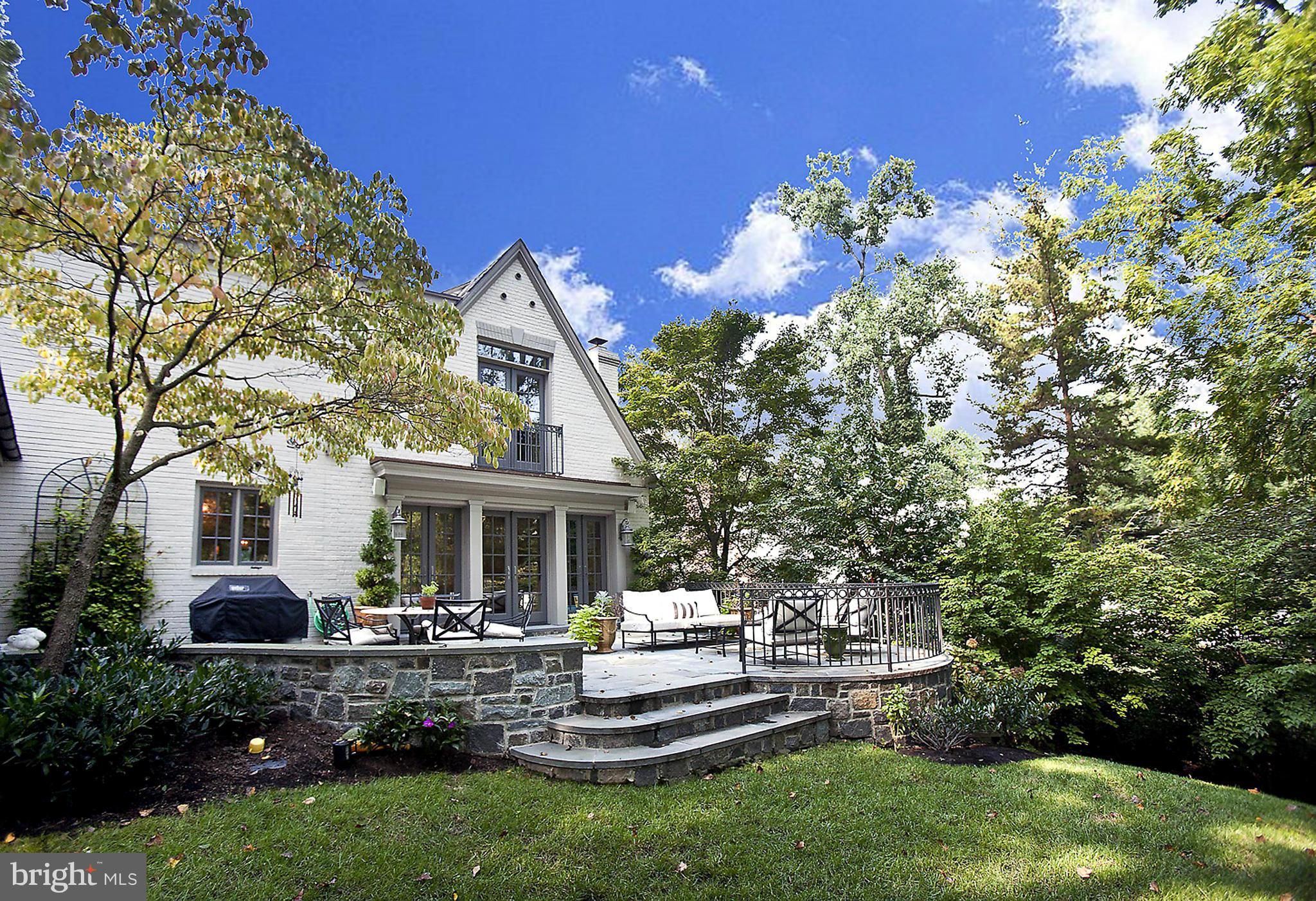 WESLEY HEIGHTS - Residential