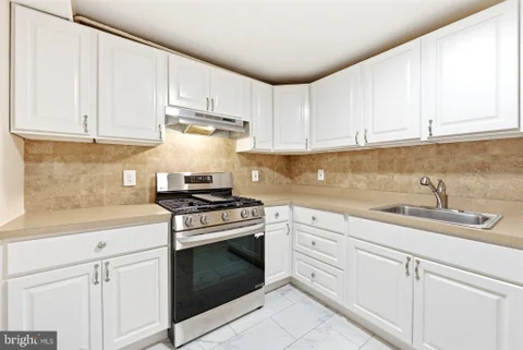 MLS: NJMX2013268