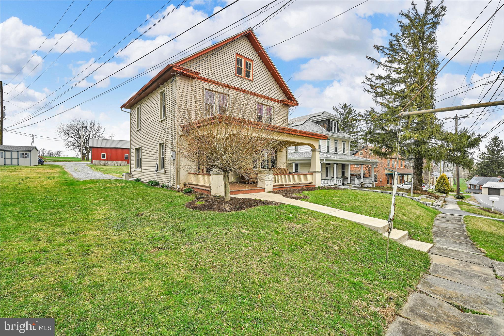 301 E MEADOW VALLEY ROAD