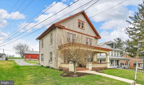 301 E MEADOW VALLEY ROAD LITITZ PA 17543