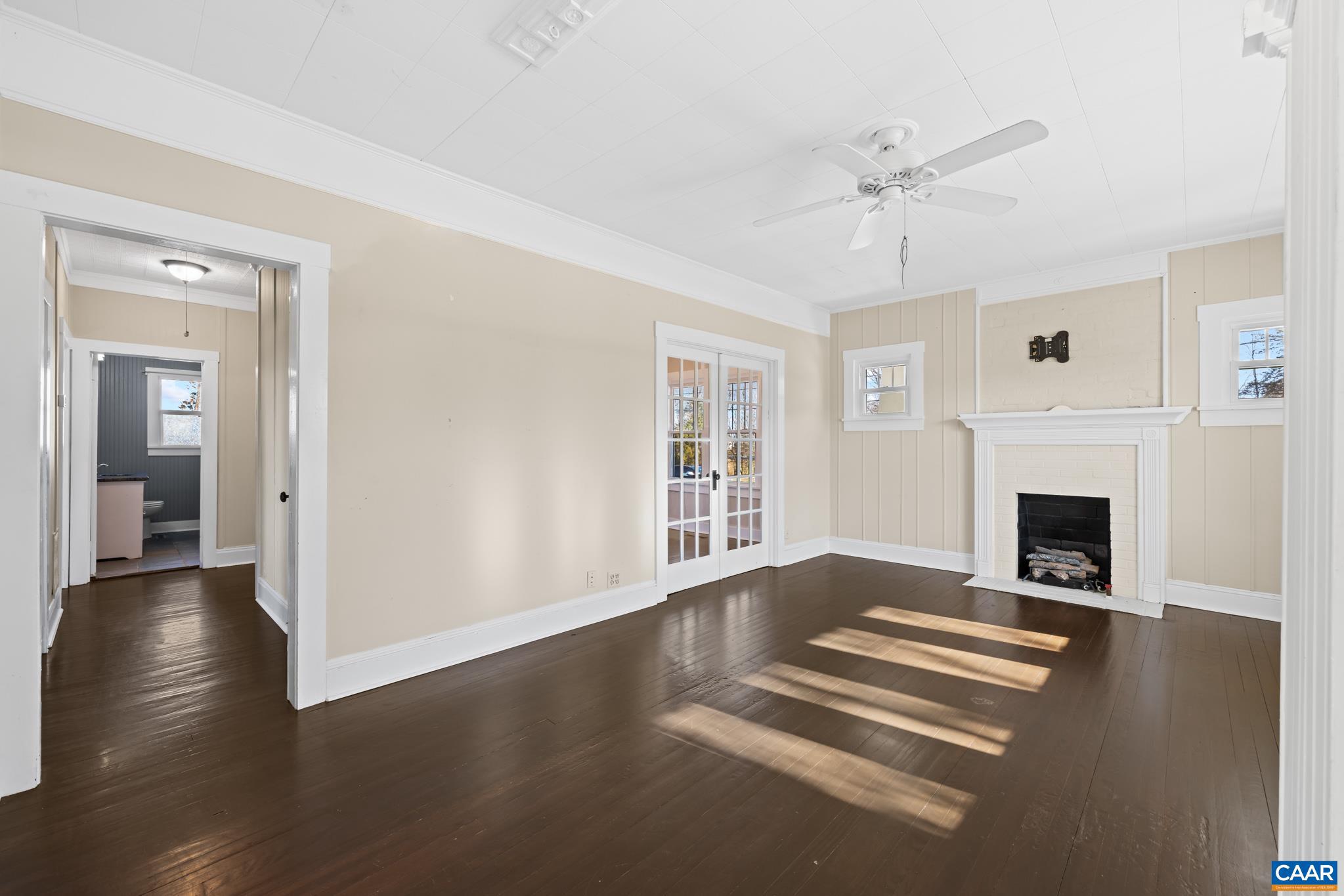 1503 CENTRAL PLAINS RD