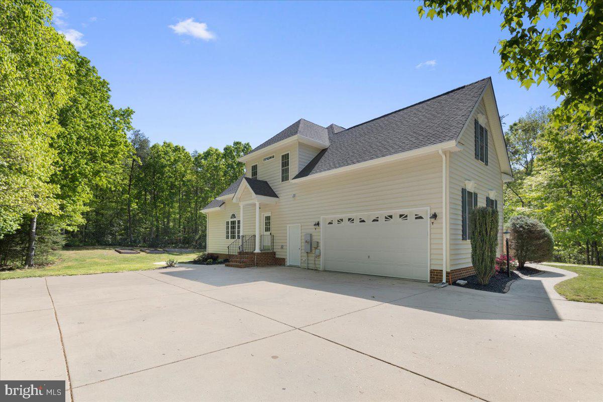 ESTATES OF CHANCELLORSVILLE - Residential