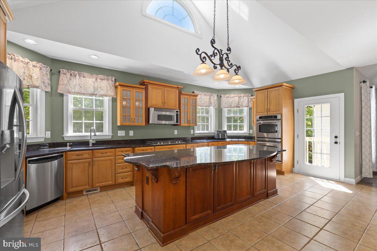 ESTATES OF CHANCELLORSVILLE - Residential