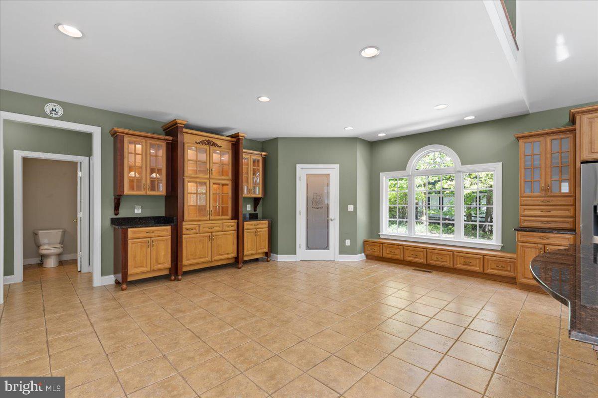 ESTATES OF CHANCELLORSVILLE - Residential