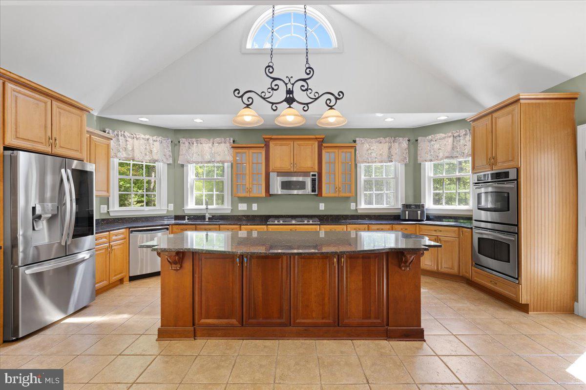 ESTATES OF CHANCELLORSVILLE - Residential