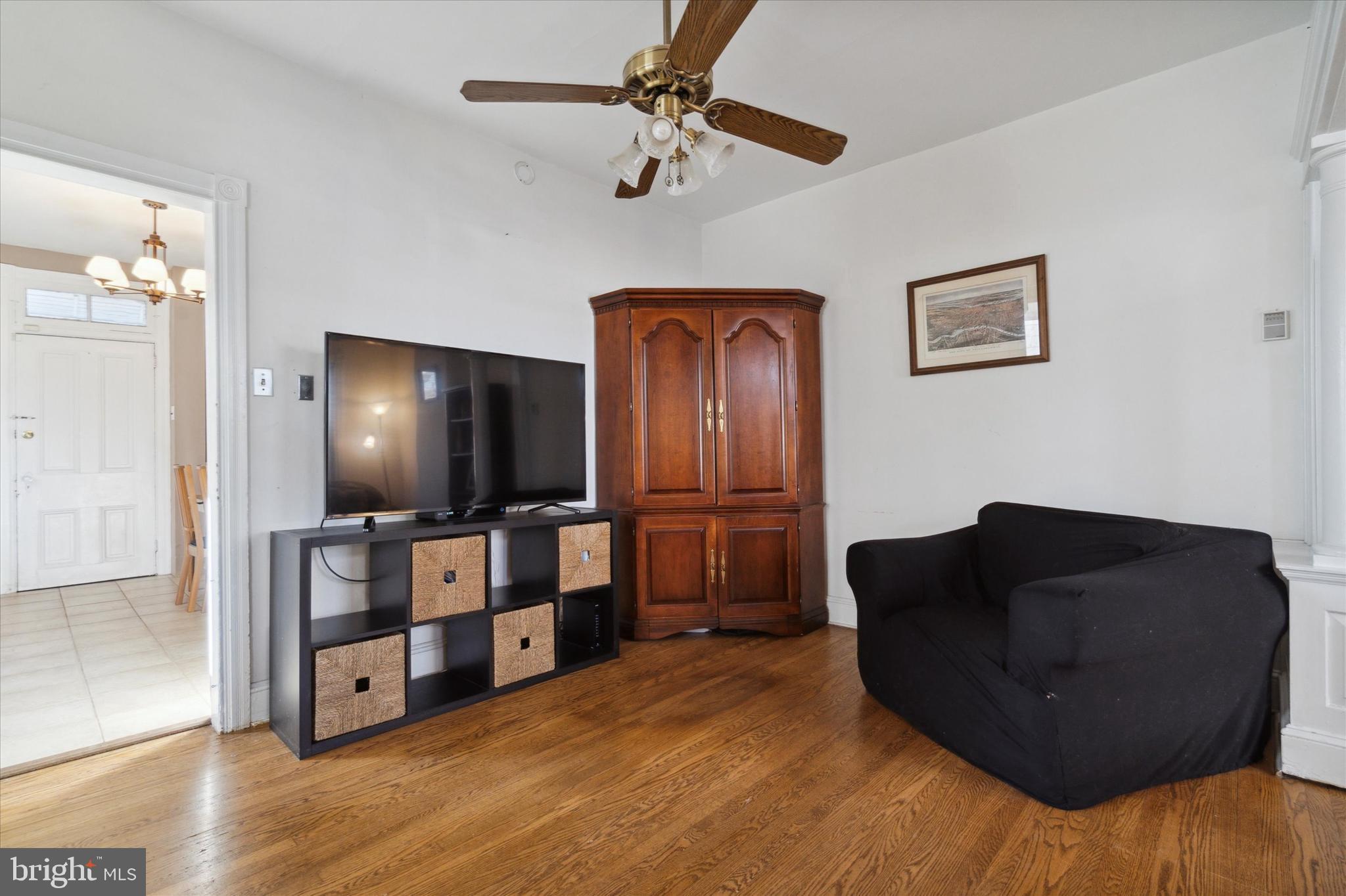 ROXBOROUGH - Residential