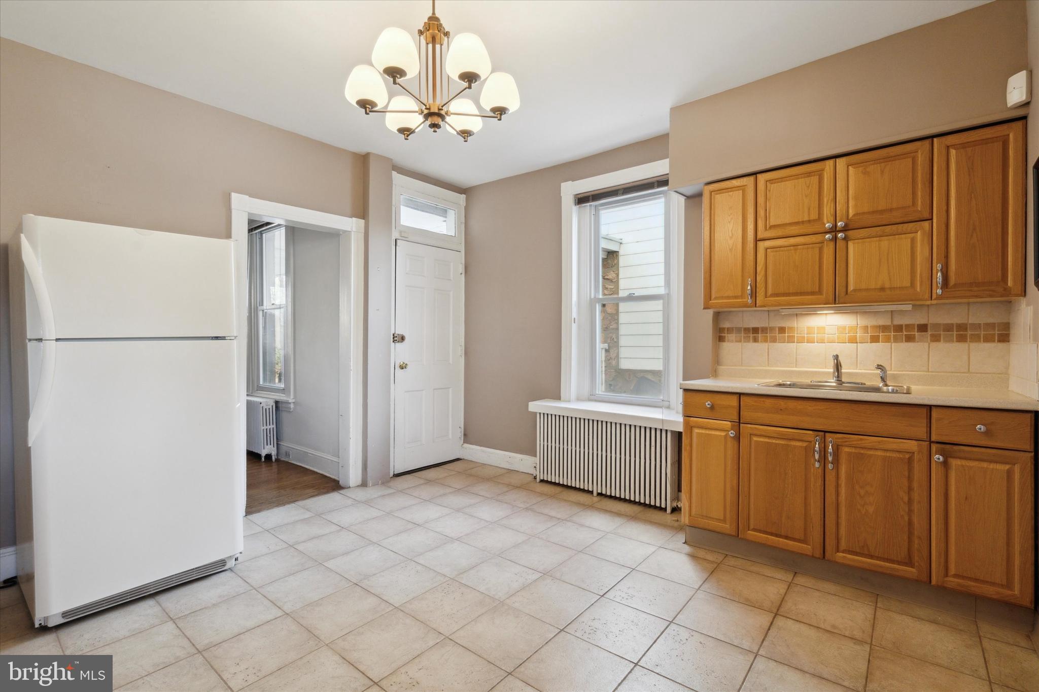 ROXBOROUGH - Residential