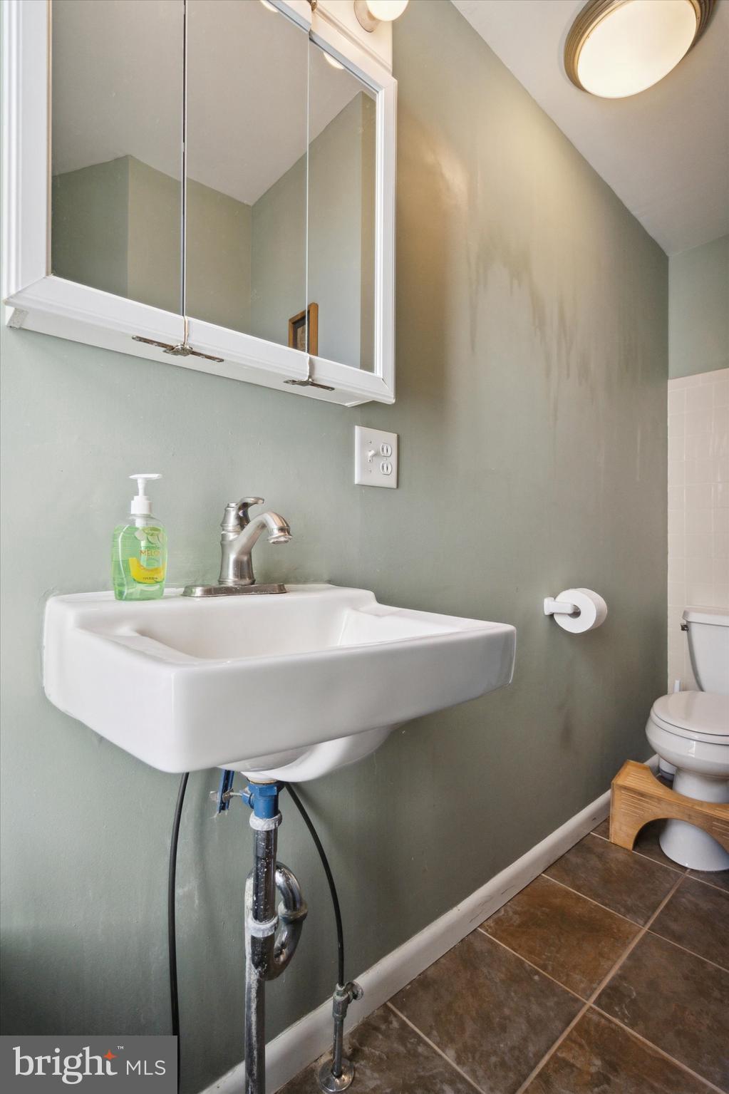 ROXBOROUGH - Residential