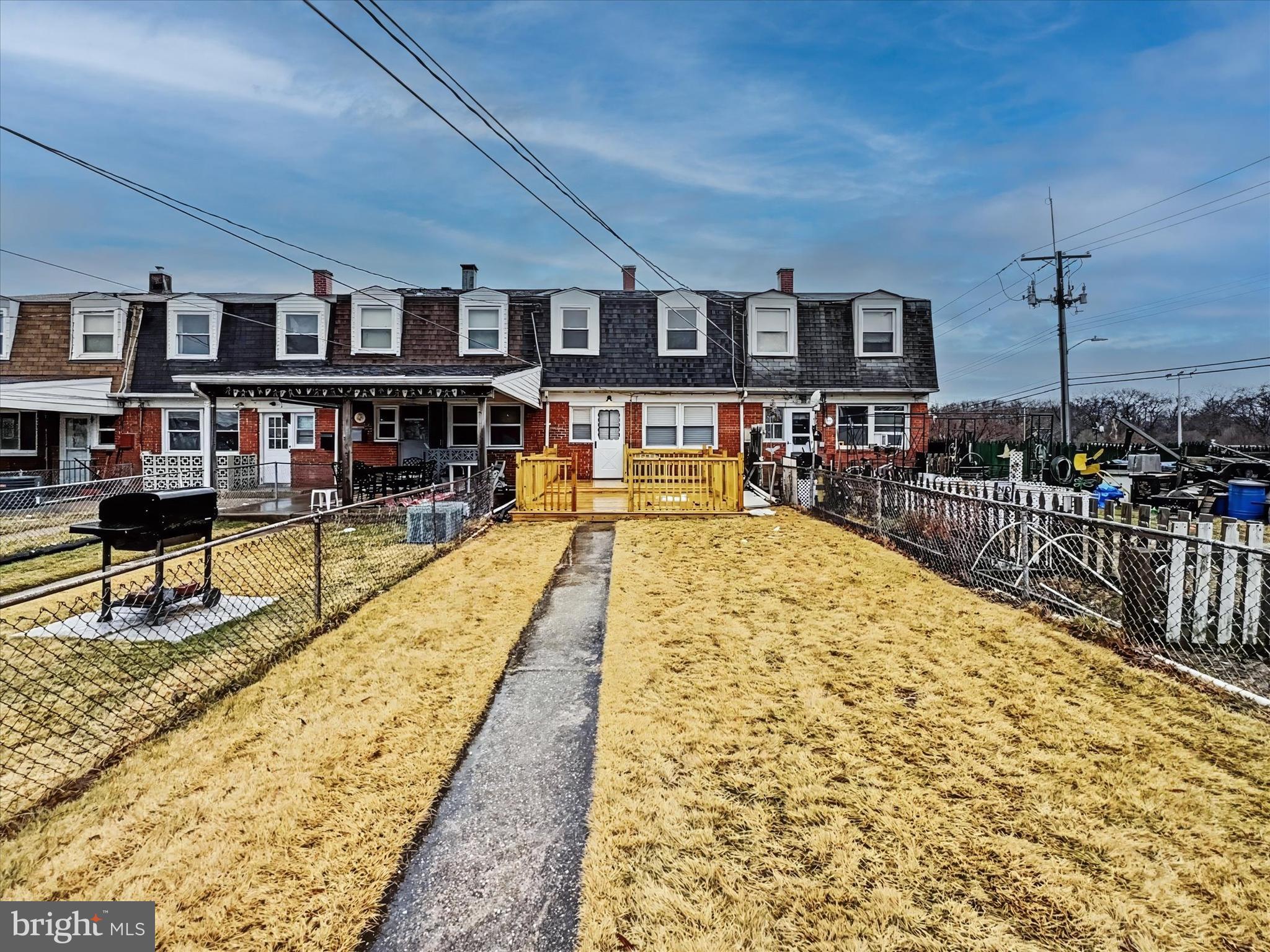 COUNTRY RIDGE - Residential