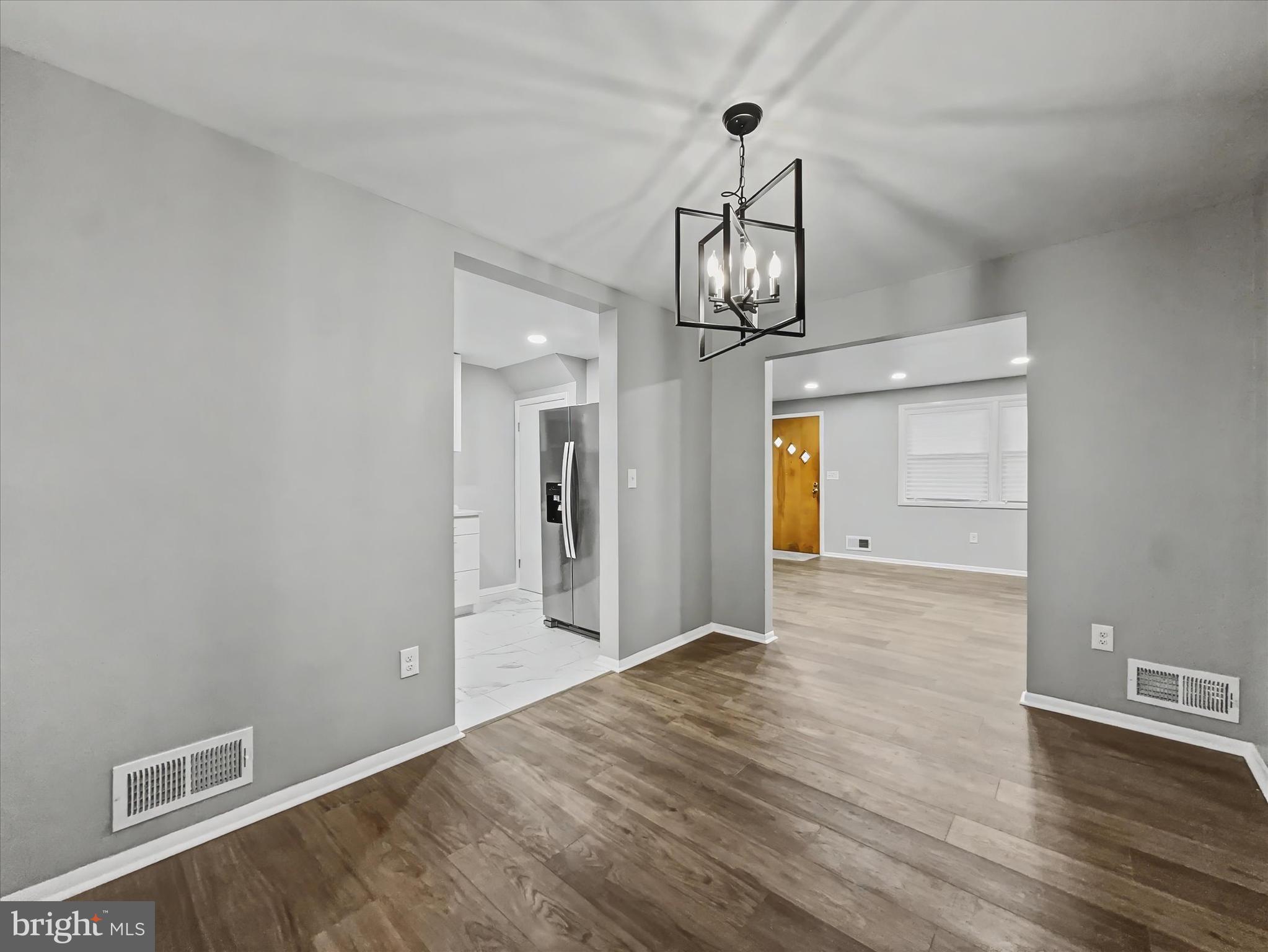 COUNTRY RIDGE - Residential