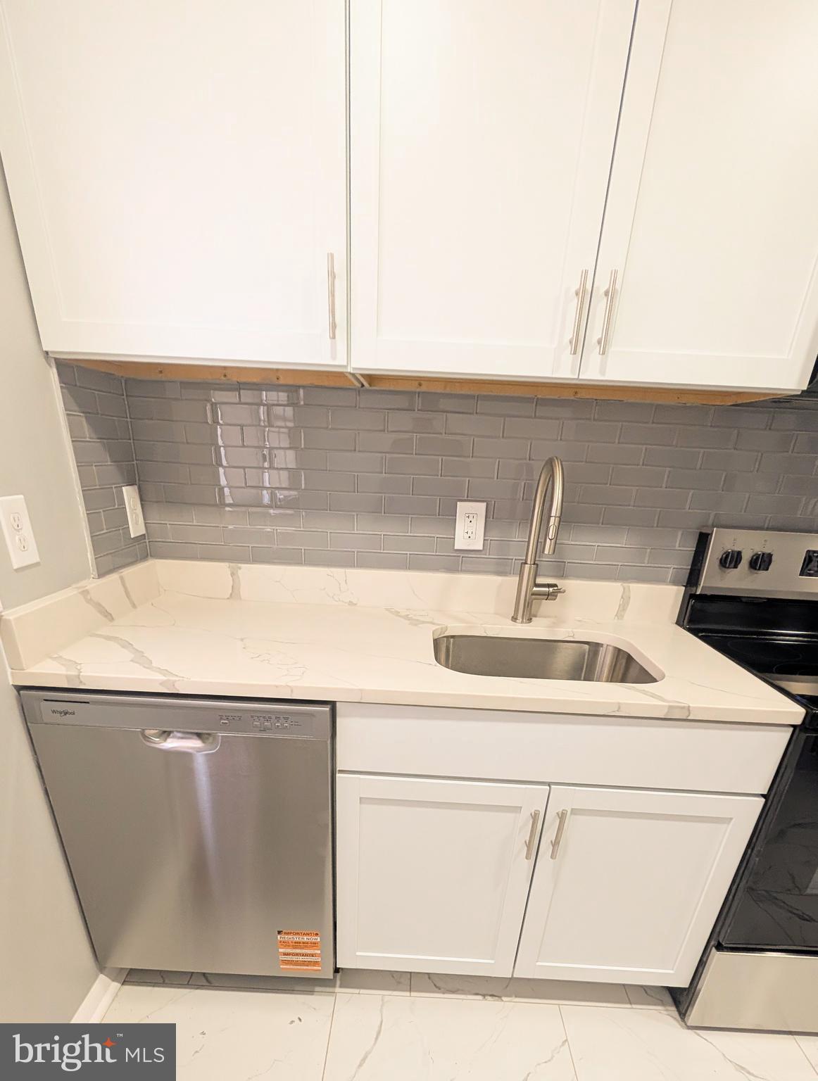 COUNTRY RIDGE - Residential