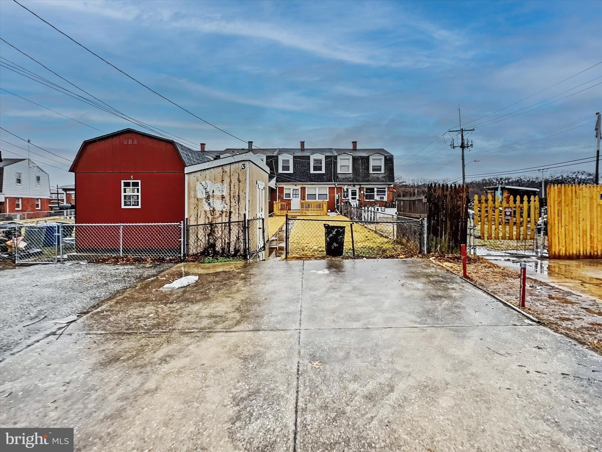 COUNTRY RIDGE - Residential