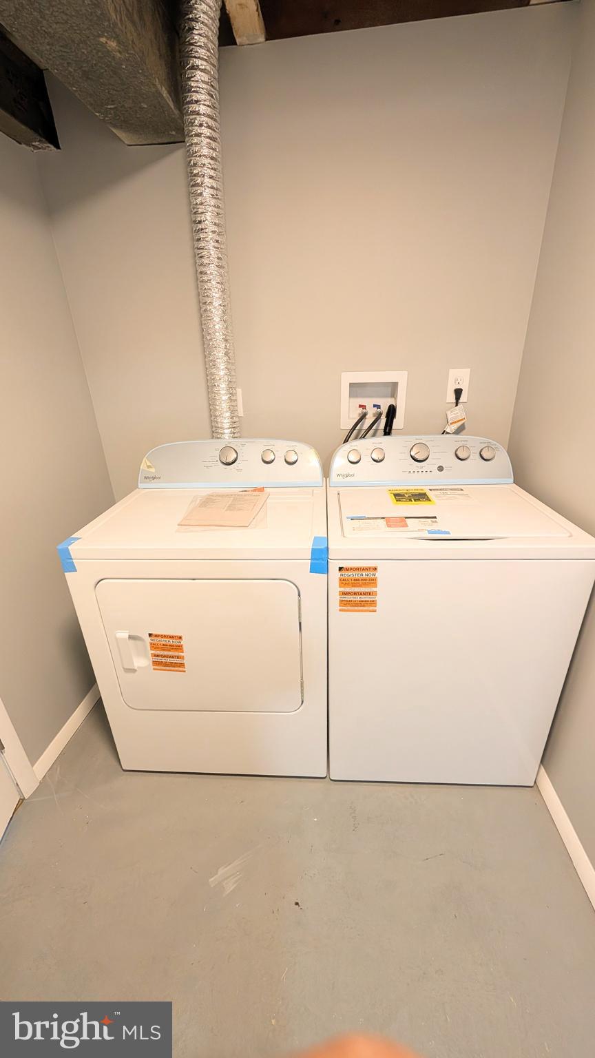 COUNTRY RIDGE - Residential