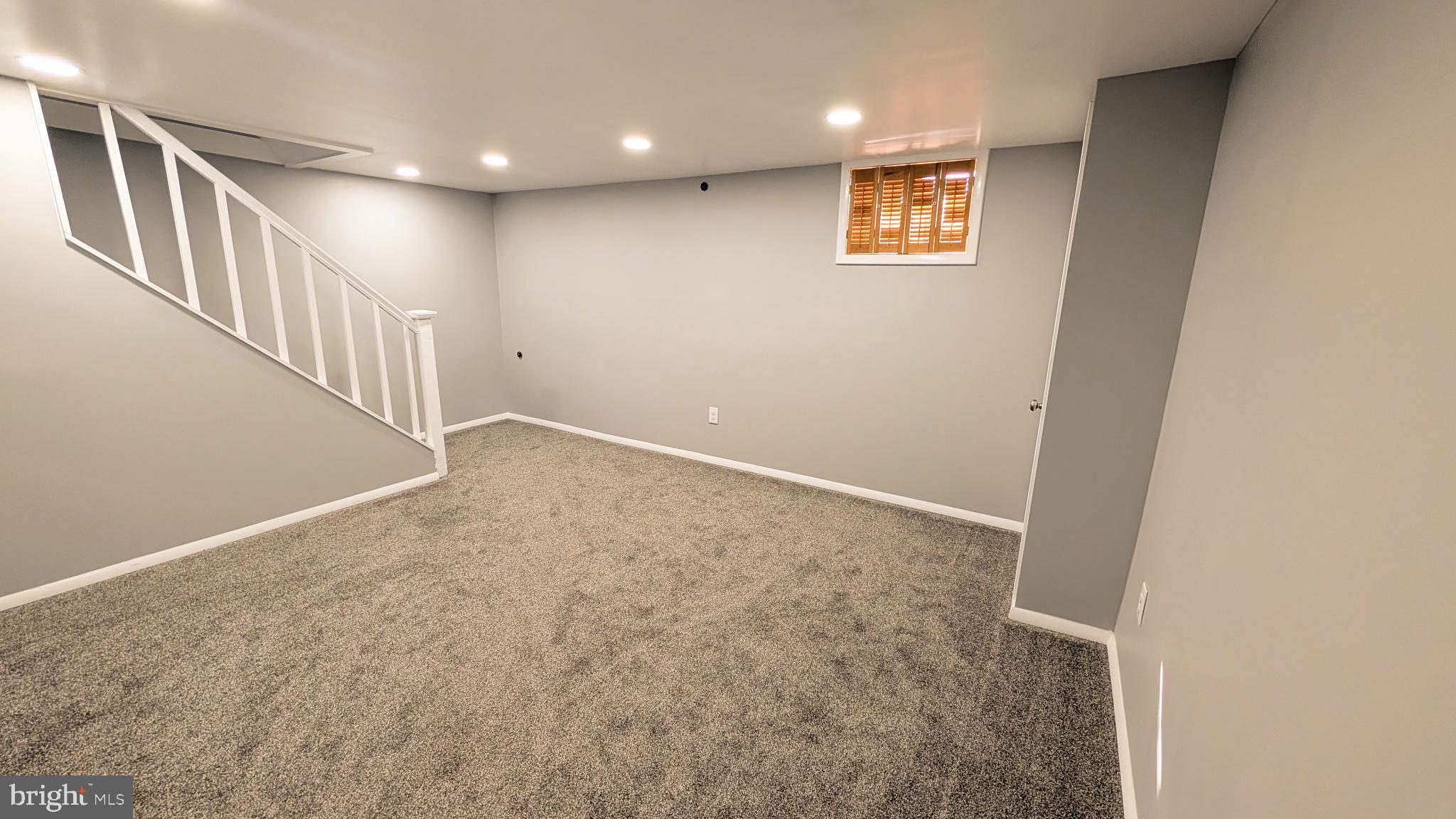 COUNTRY RIDGE - Residential