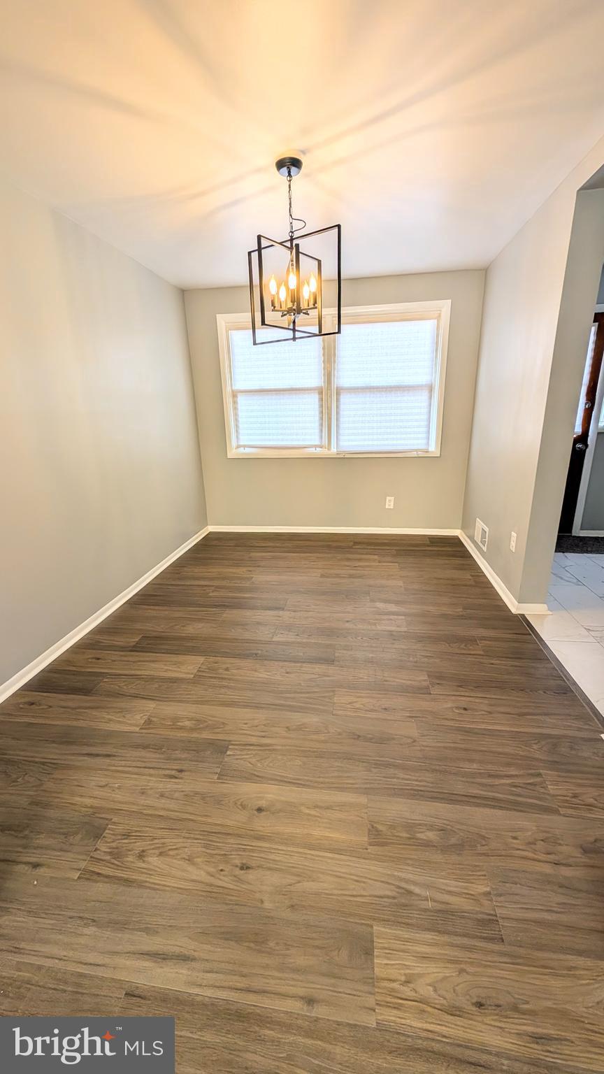 COUNTRY RIDGE - Residential