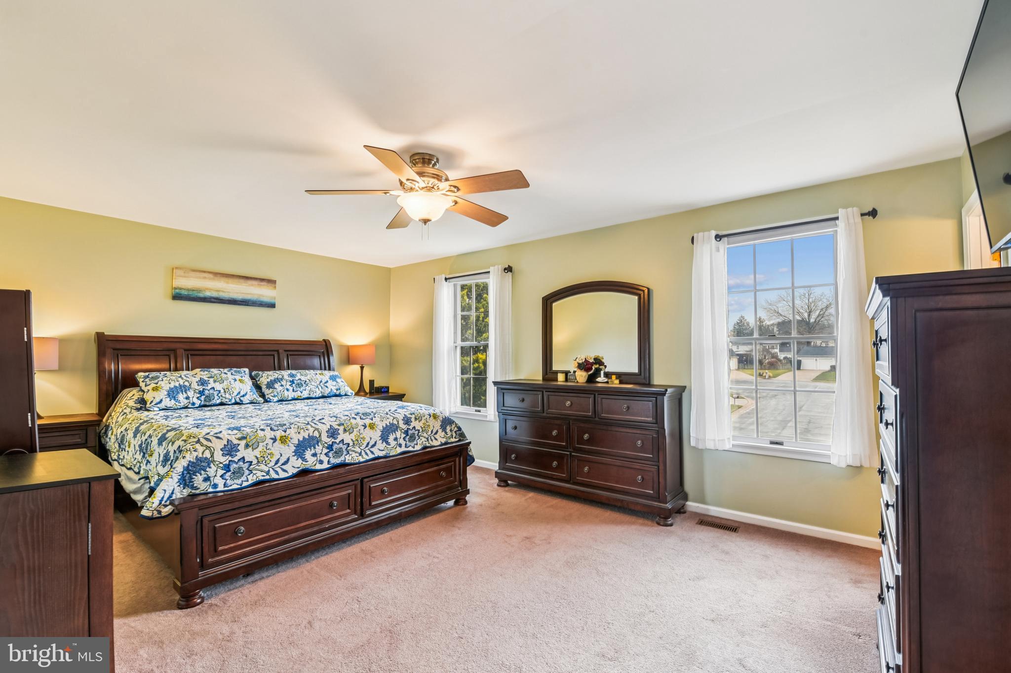 MAJORS CHOICE - Residential