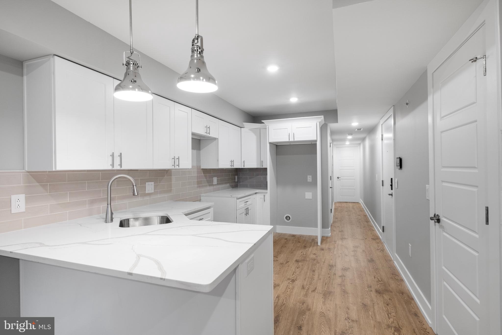 WEST KENSINGTON - Residential Income