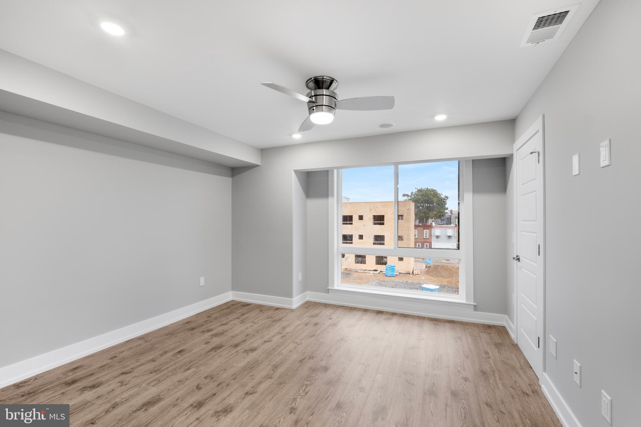 WEST KENSINGTON - Residential Income
