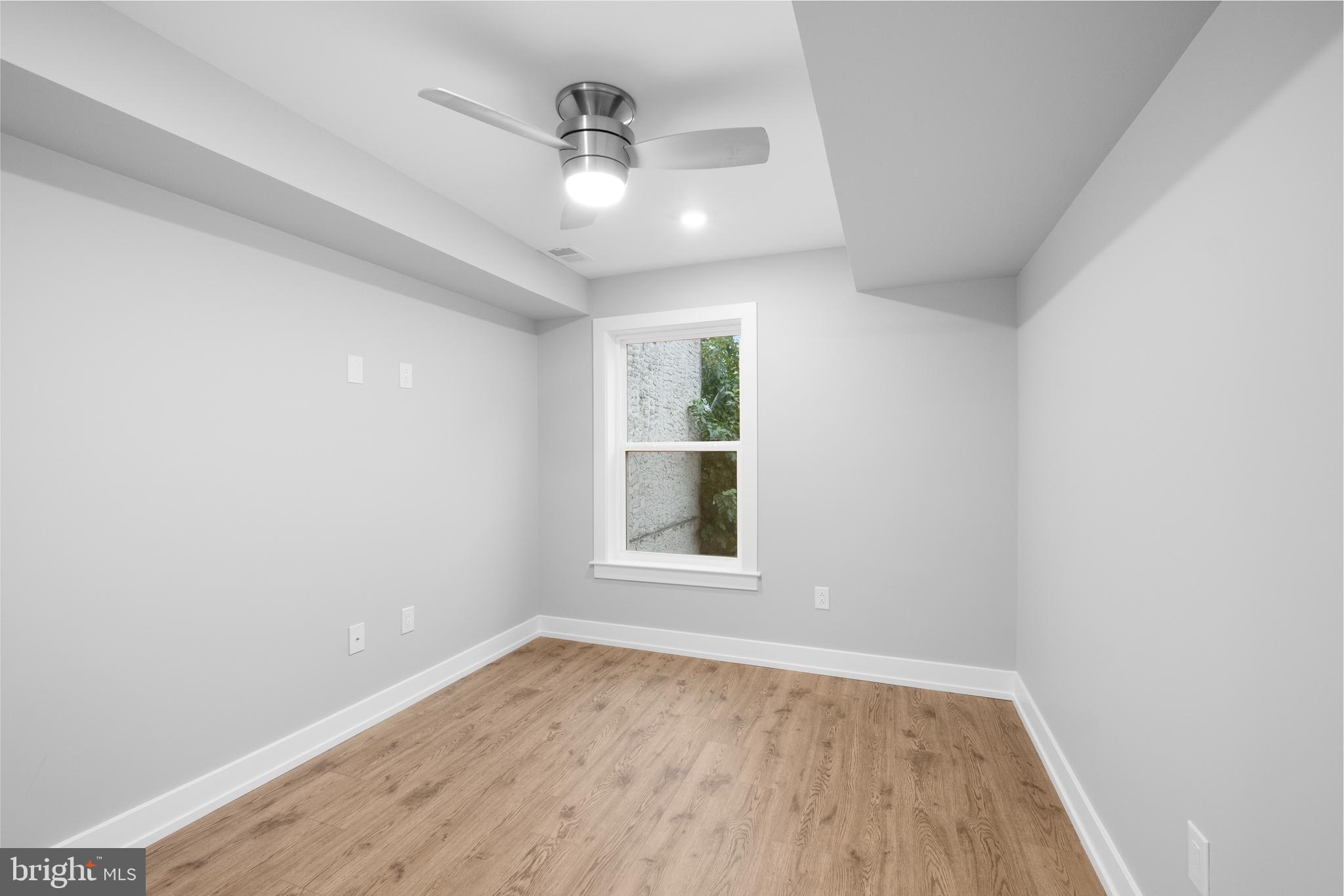 WEST KENSINGTON - Residential Income